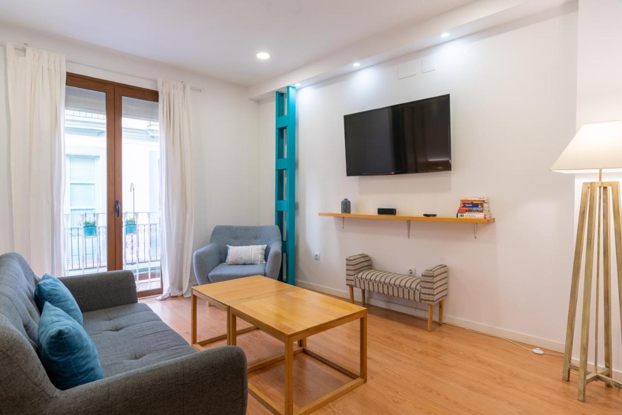 Locksmith Apartment - Park Option Sevilla Exteriör bild