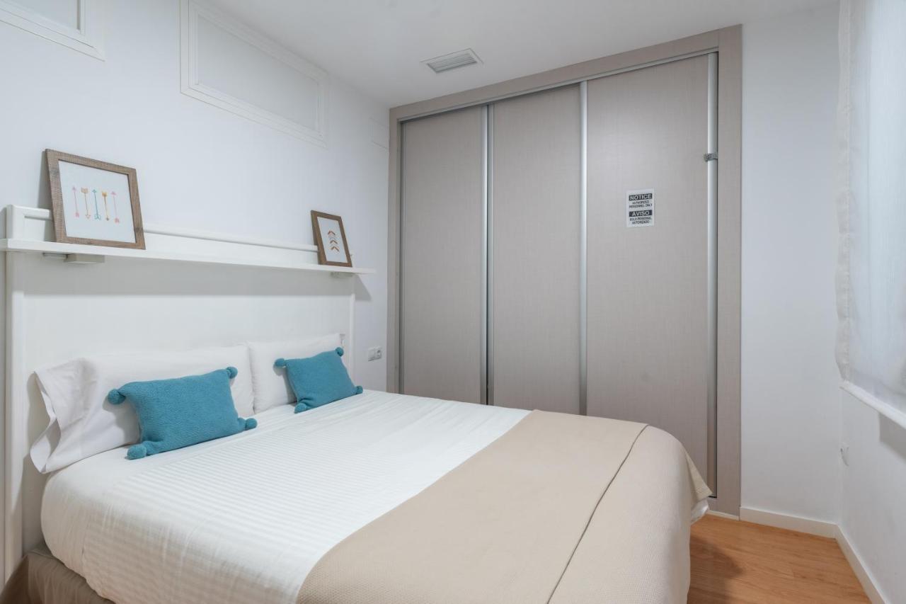 Locksmith Apartment - Park Option Sevilla Exteriör bild