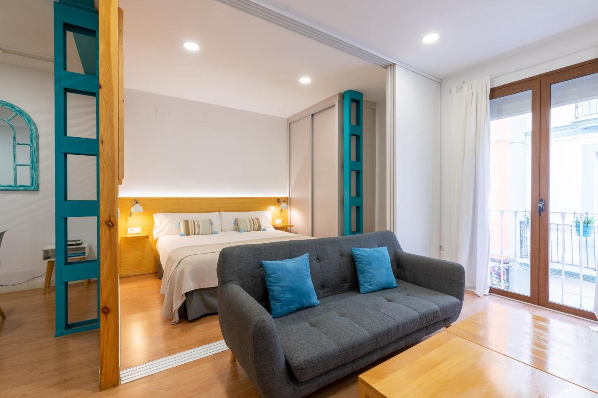 Locksmith Apartment - Park Option Sevilla Exteriör bild